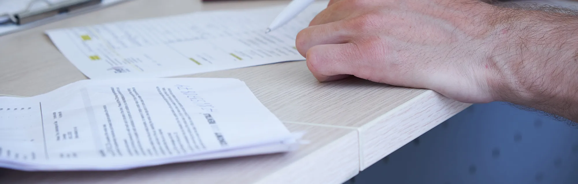 Firma su contratto edilizio o atto notarile